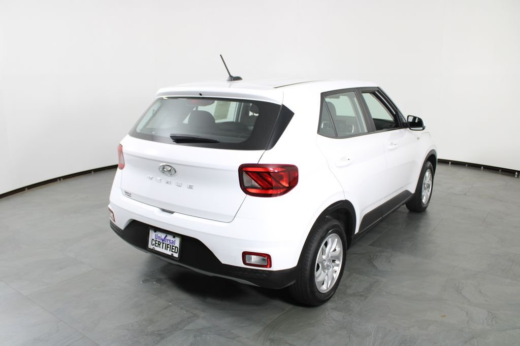 Certified Used 2024 White Hyundai SE image 4