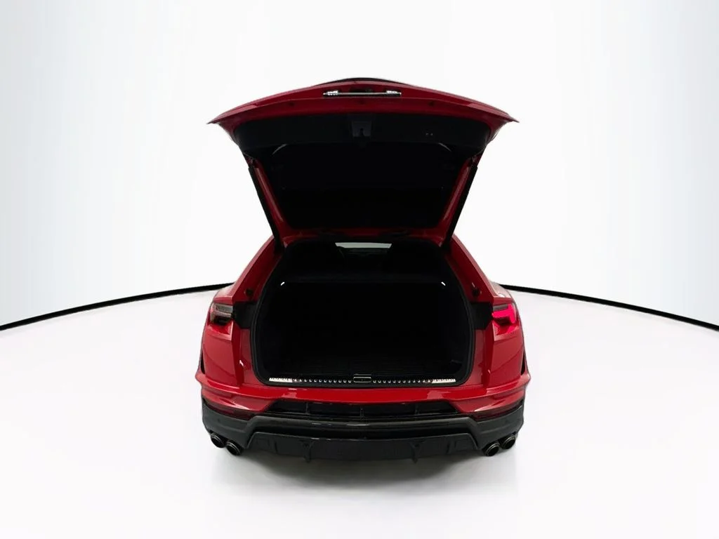 Used 2023 Rosso Mars Metallic Lamborghini Performante image 29