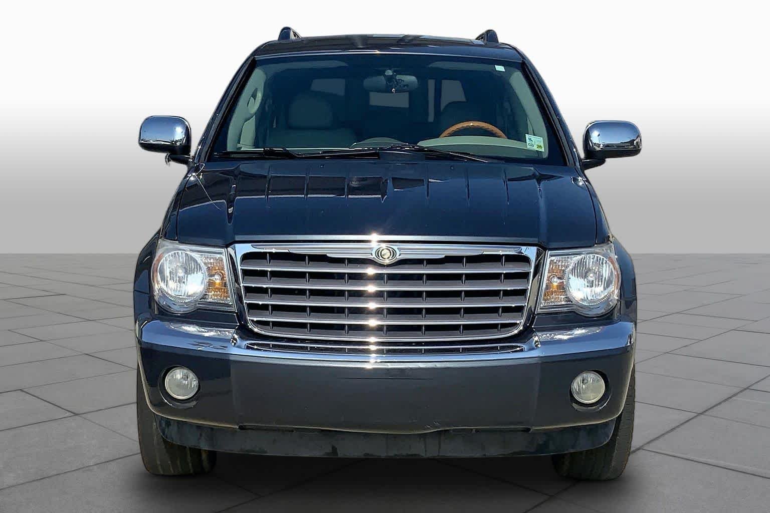 Pre-Owned 2007 Chrysler Aspen Limited
