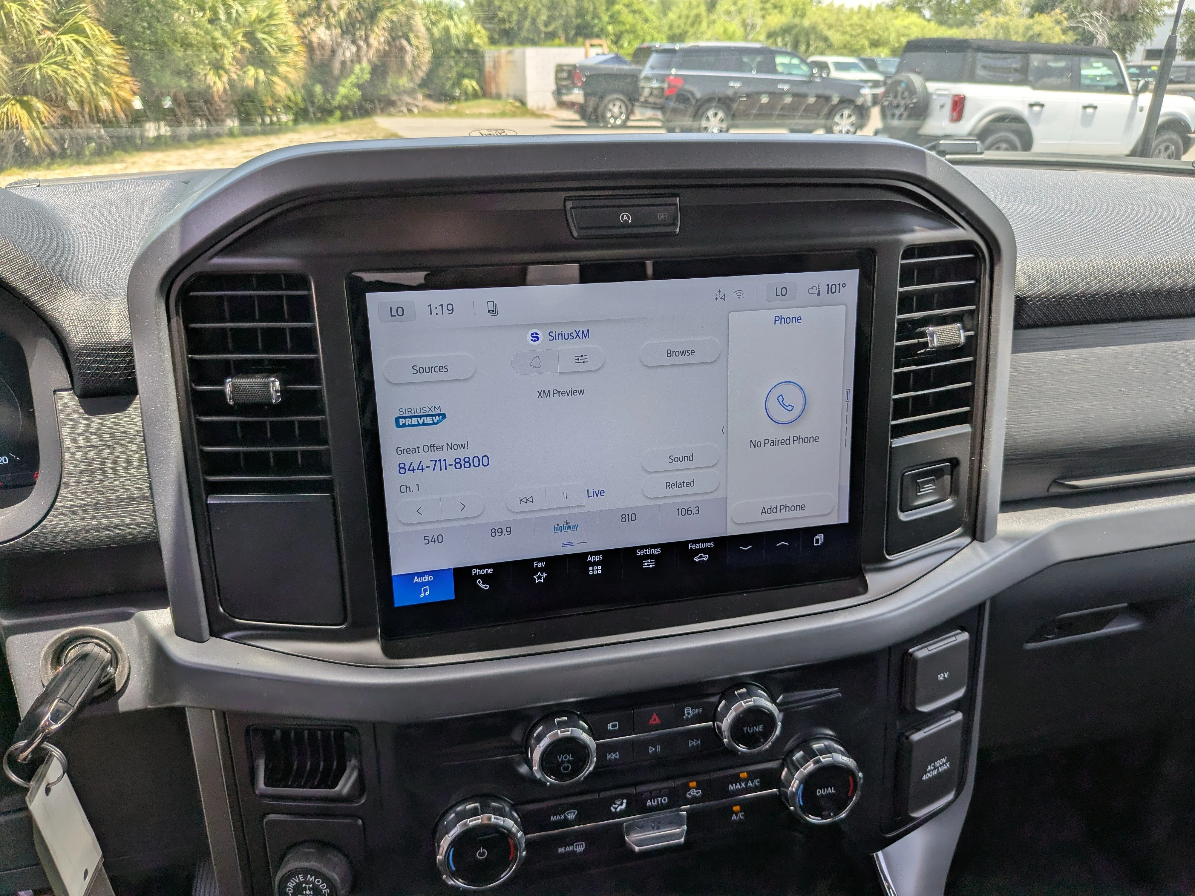 New 2026 Oxford White Ford XLT image 19