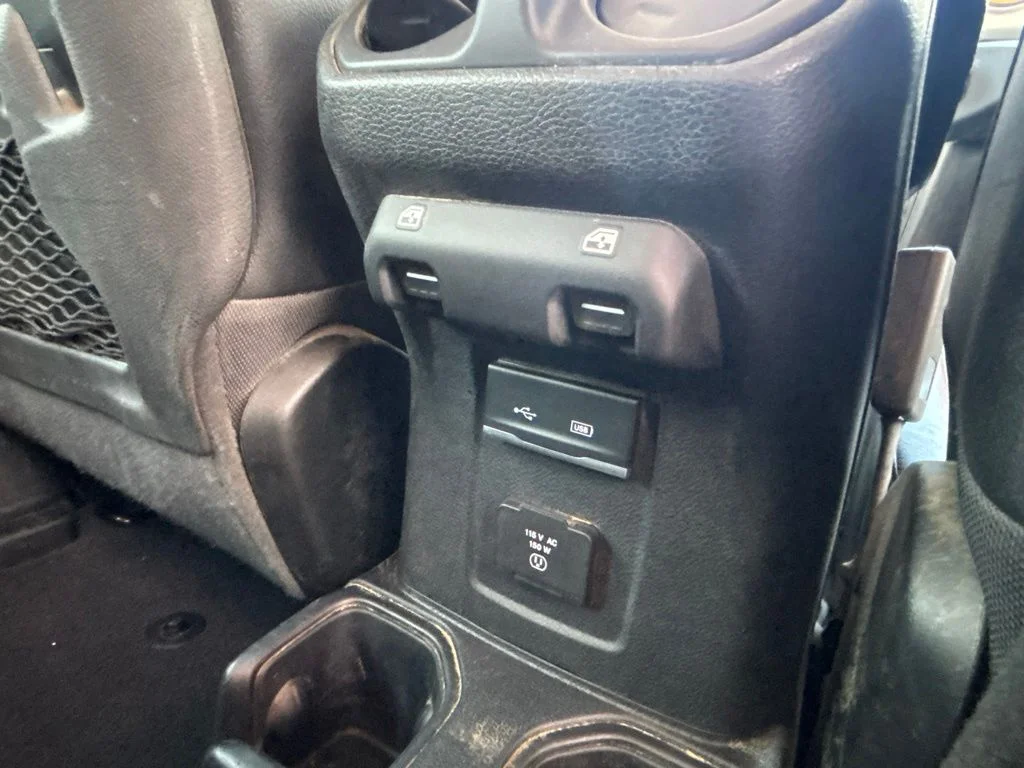 Used 2018 Orange Jeep Unlimited Rubicon image 26