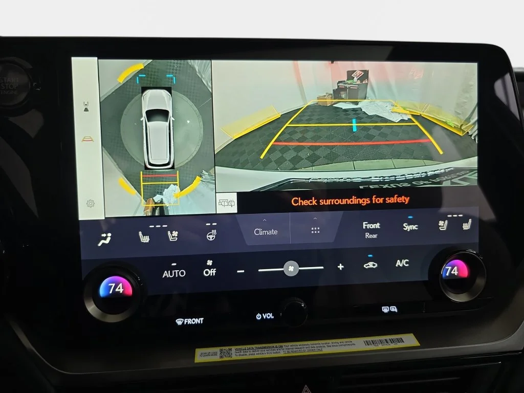 New 2026 Wind Chill Pearl Lexus PREMIUM AWD image 22