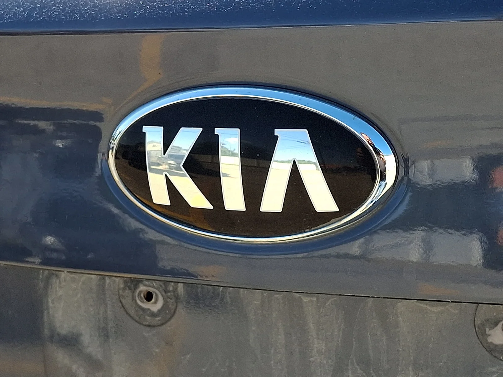 Used 2015 Blue Kia EX image 9