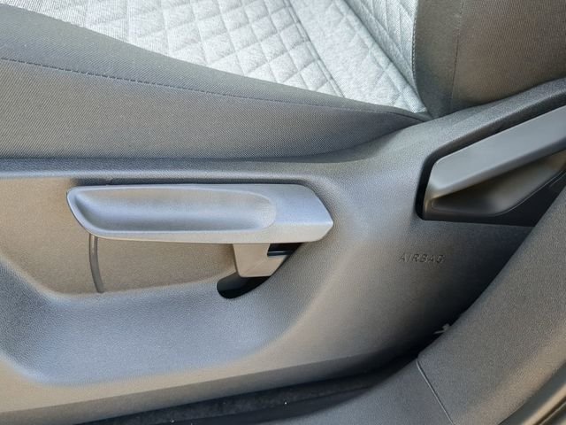 2025 Volkswagen Tiguan S - Photo 18