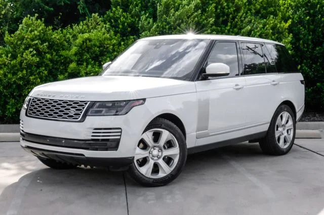 Used 2019 White Land Rover 5.0L V8 Supercharged image 2