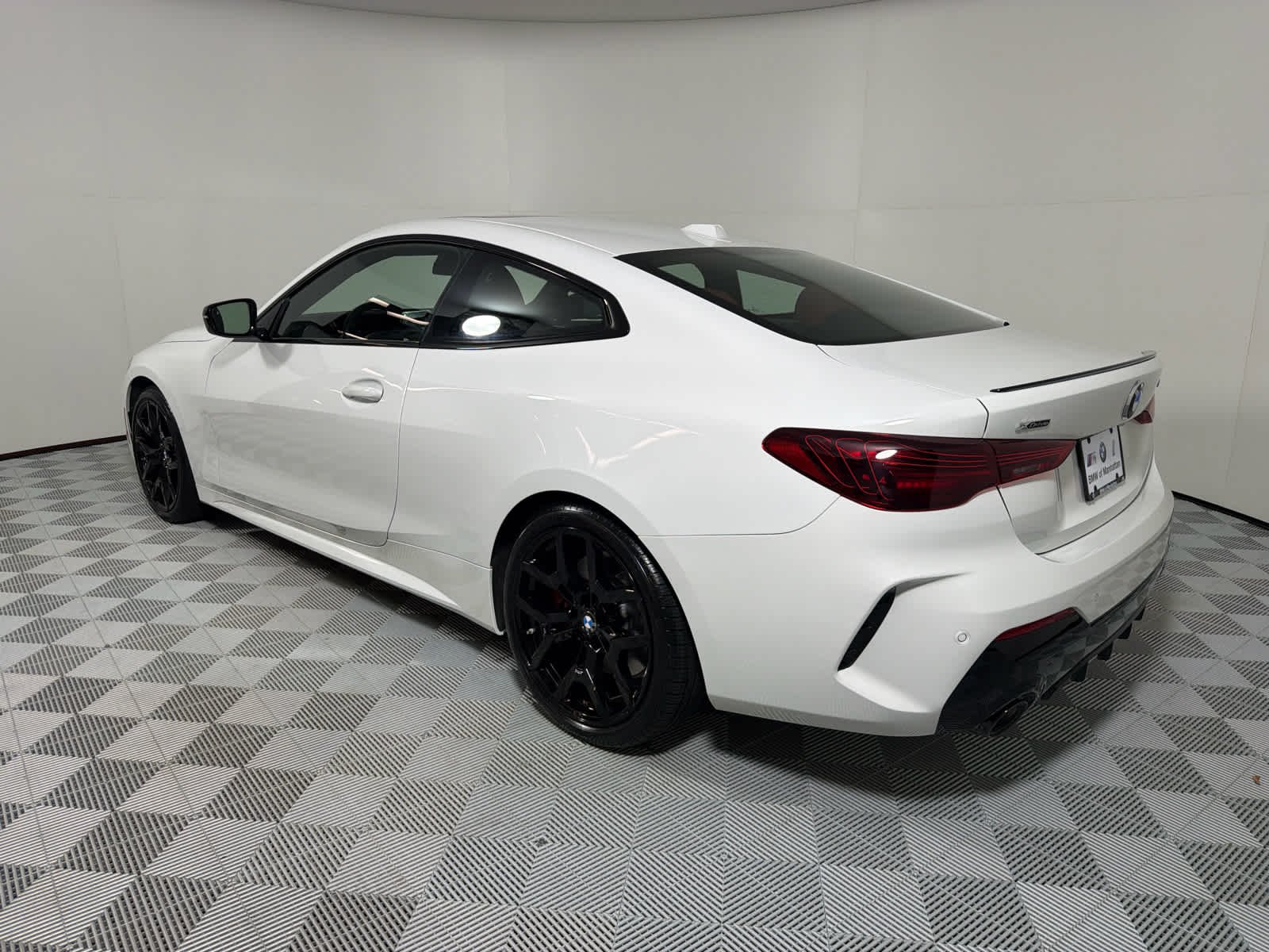 Used 2026 Alpine White BMW 430i xDrive image 3