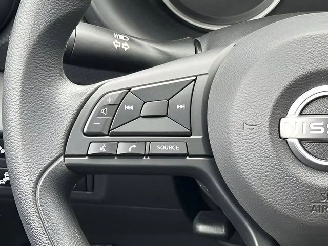 2025 Nissan KICKS PLAY Base - Photo 18