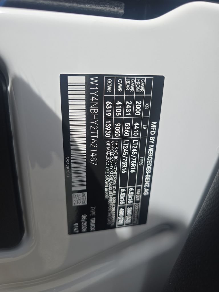 New 2026 Arctic White Mercedes-Benz Cargo 144 WB image 28