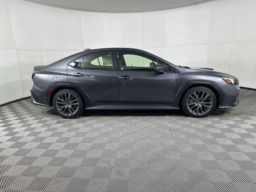 Used 2022 Magnetite Gray Metallic Subaru GT image 10