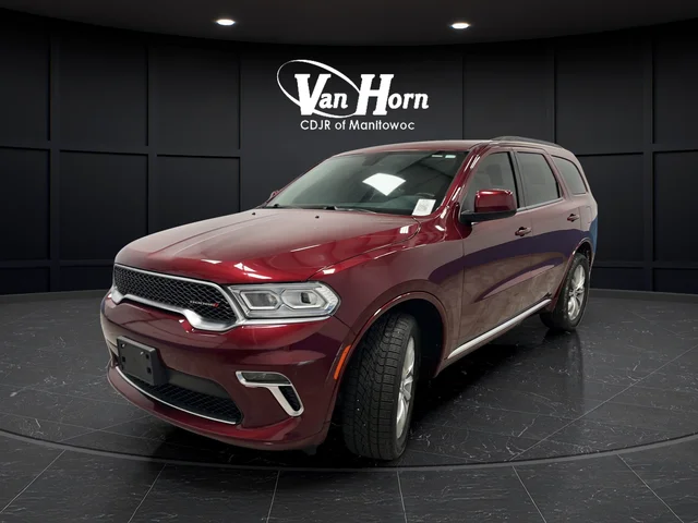 Used 2021 Red Dodge SXT Plus image 3