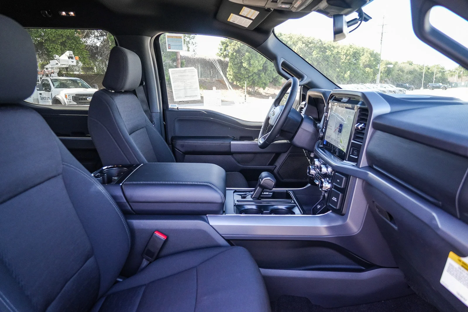 New 2026 Agate Black Metallic Ford XLT image 18