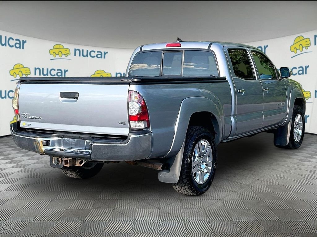 Used 2015 Silver Toyota Base image 6