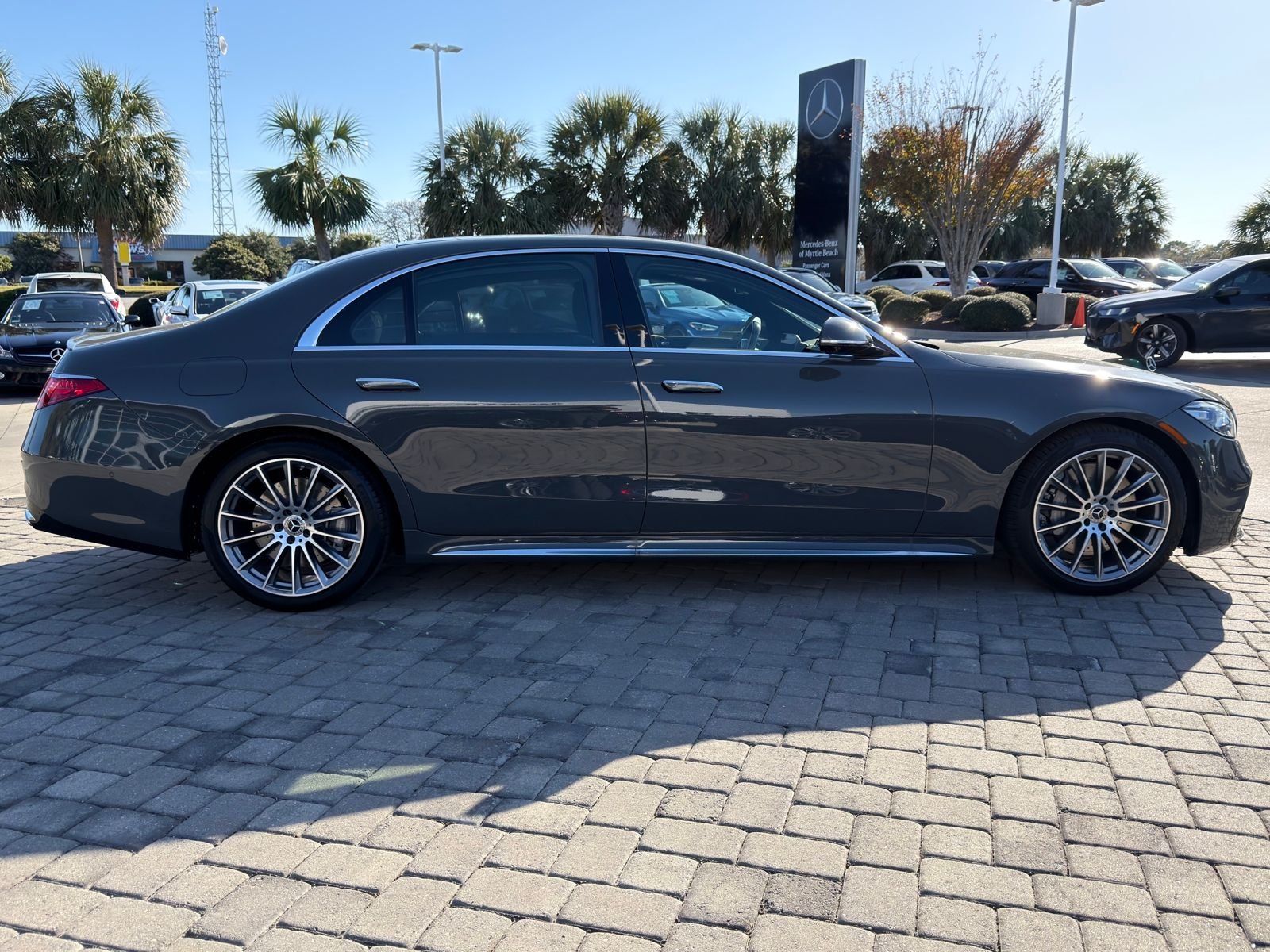 New 2026 MANUFAKTUR Silicon Gray Mercedes-Benz S 580 image 8