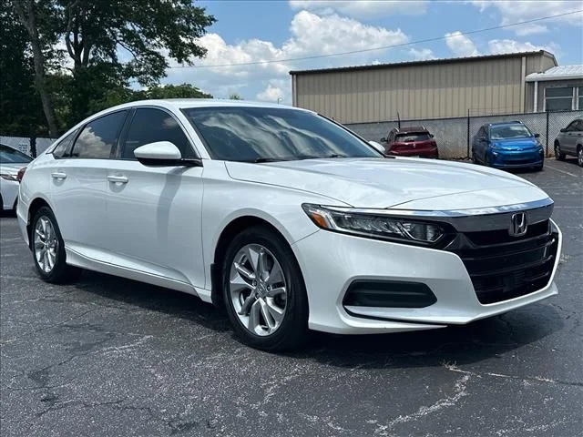 Used 2019  Honda LX image 2