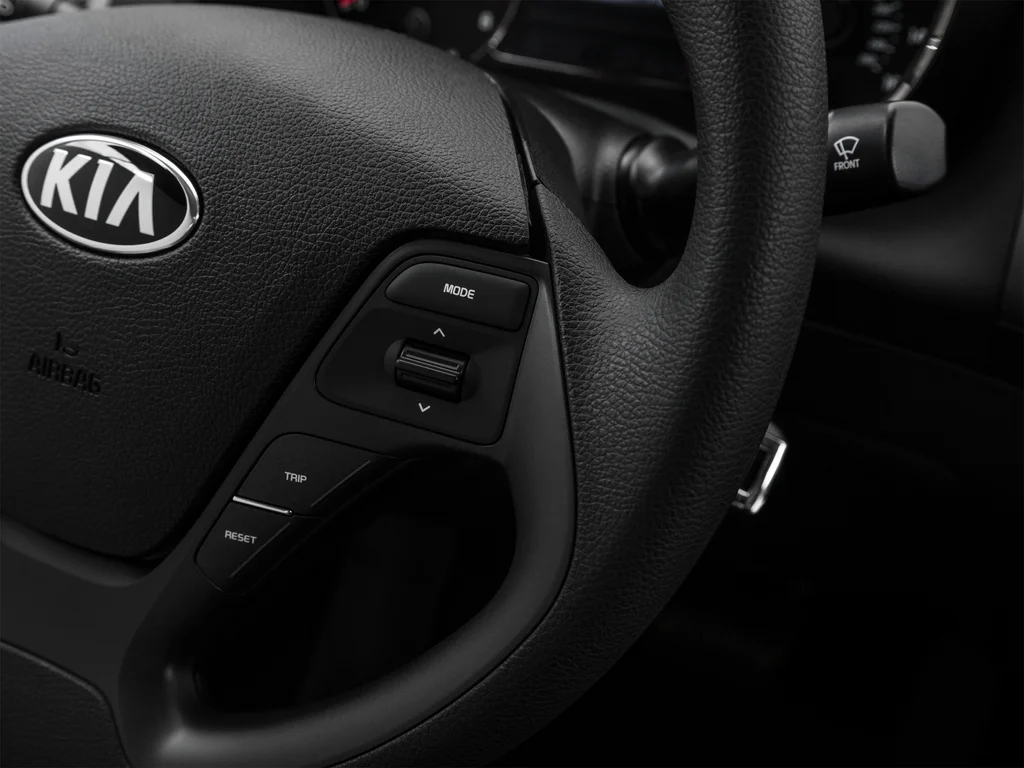 Used 2017 Silver Kia LX image 43