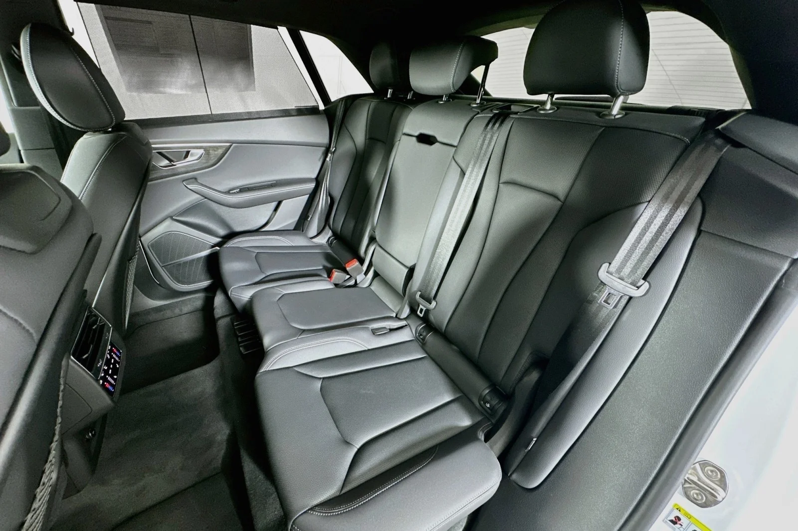 2026 Audi Q8 Premium Plus - Photo 9