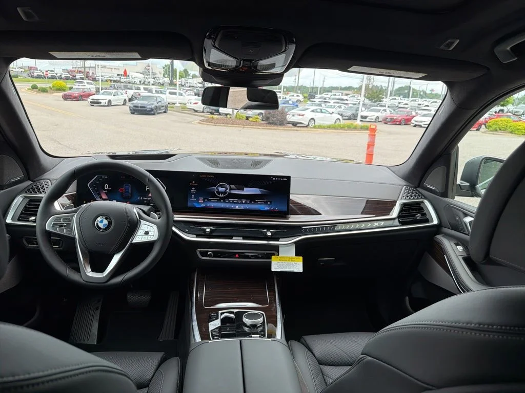 New 2027 Black Sapphire Metallic BMW xDrive40i image 27