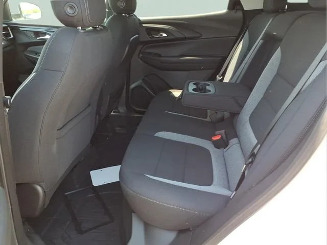 New 2026 Summit White Chevrolet LT image 17