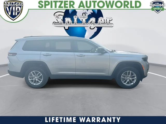 New 2026 Silver Zynith Jeep Laredo image 10