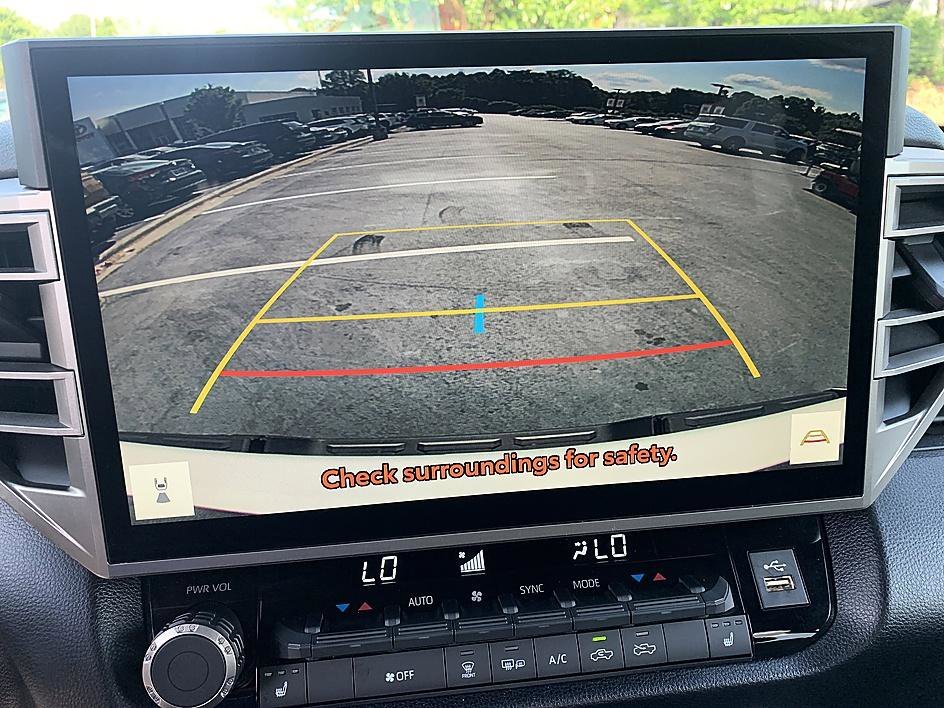 Used 2025 Ice Toyota SR5 image 16