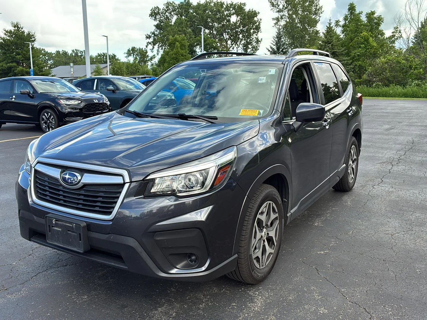 Used 2019 Dark Gray Metallic Subaru Premium image 14