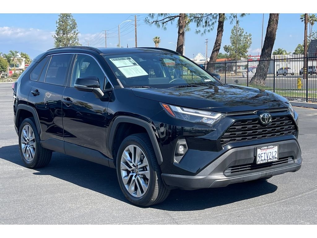 Used 2023 Midnight Black Metallic Toyota XLE Premium image 9