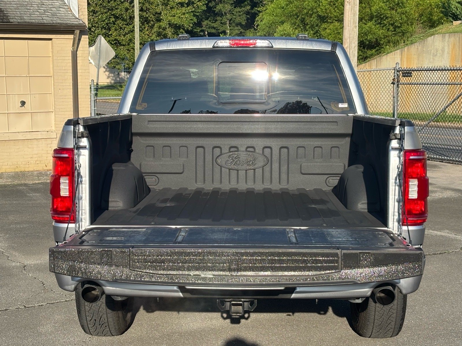 Used 2023 Iconic Silver Ford XLT image 6