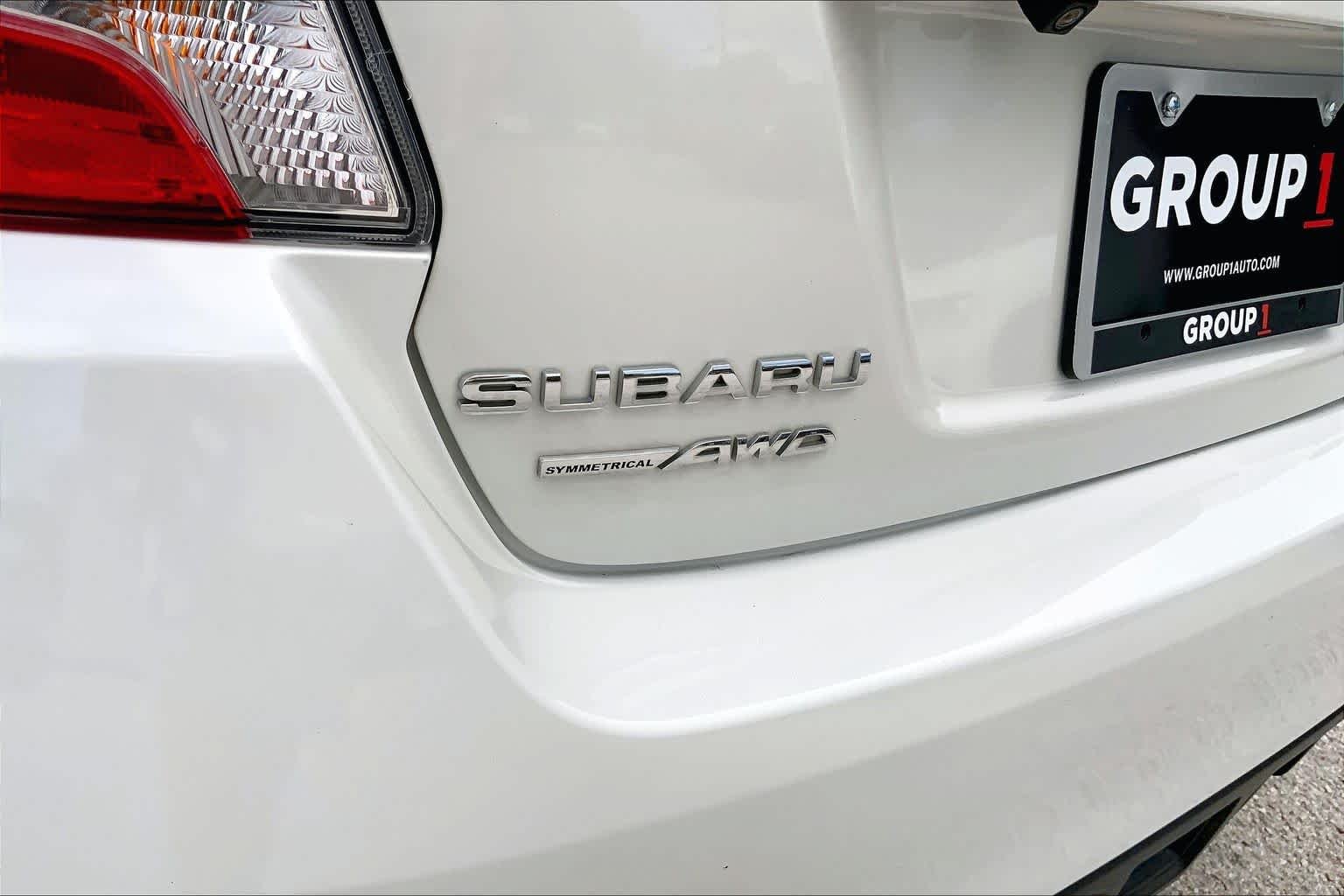 Used 2021 Crystal White Pearl Subaru  image 27
