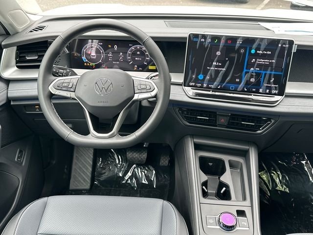 New 2026 Pure White Volkswagen 2.0T SE image 23