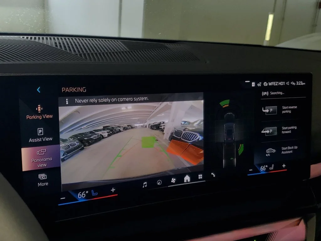 Used 2027 Dark Graphite Metallic BMW 530i image 22