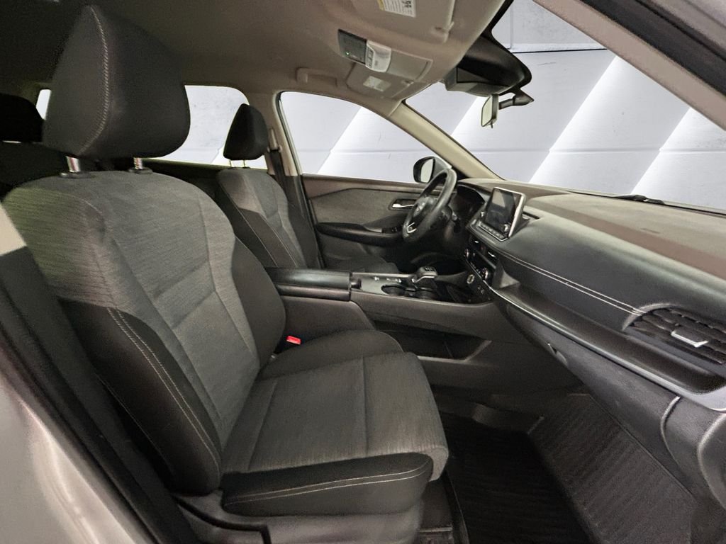 Used 2023 Silver Nissan SV image 13