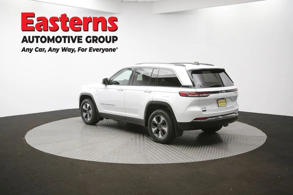 Used 2022 White Jeep 4xe image 59