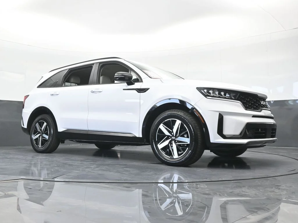 Used 2023 Glacial White Pearl Kia EX image 66