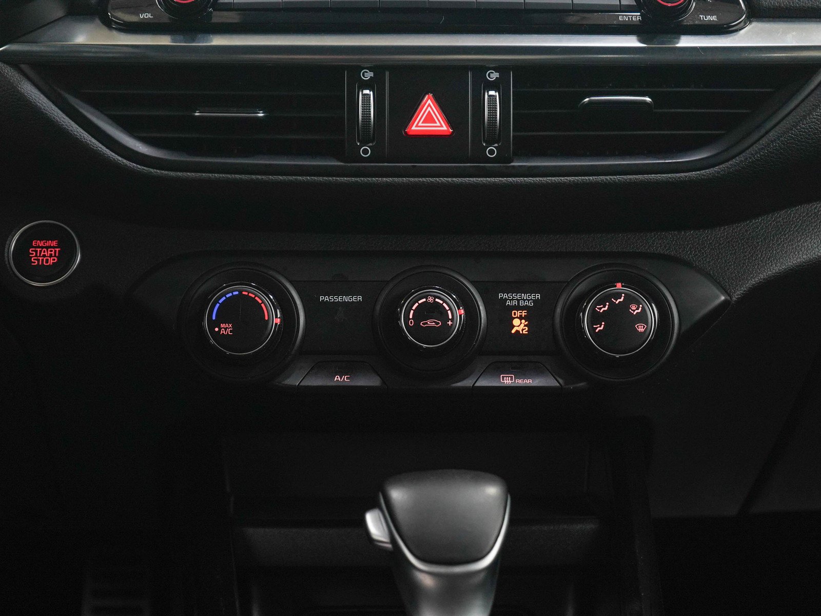 Used 2021 Snow White Pearl Kia GT-Line image 18