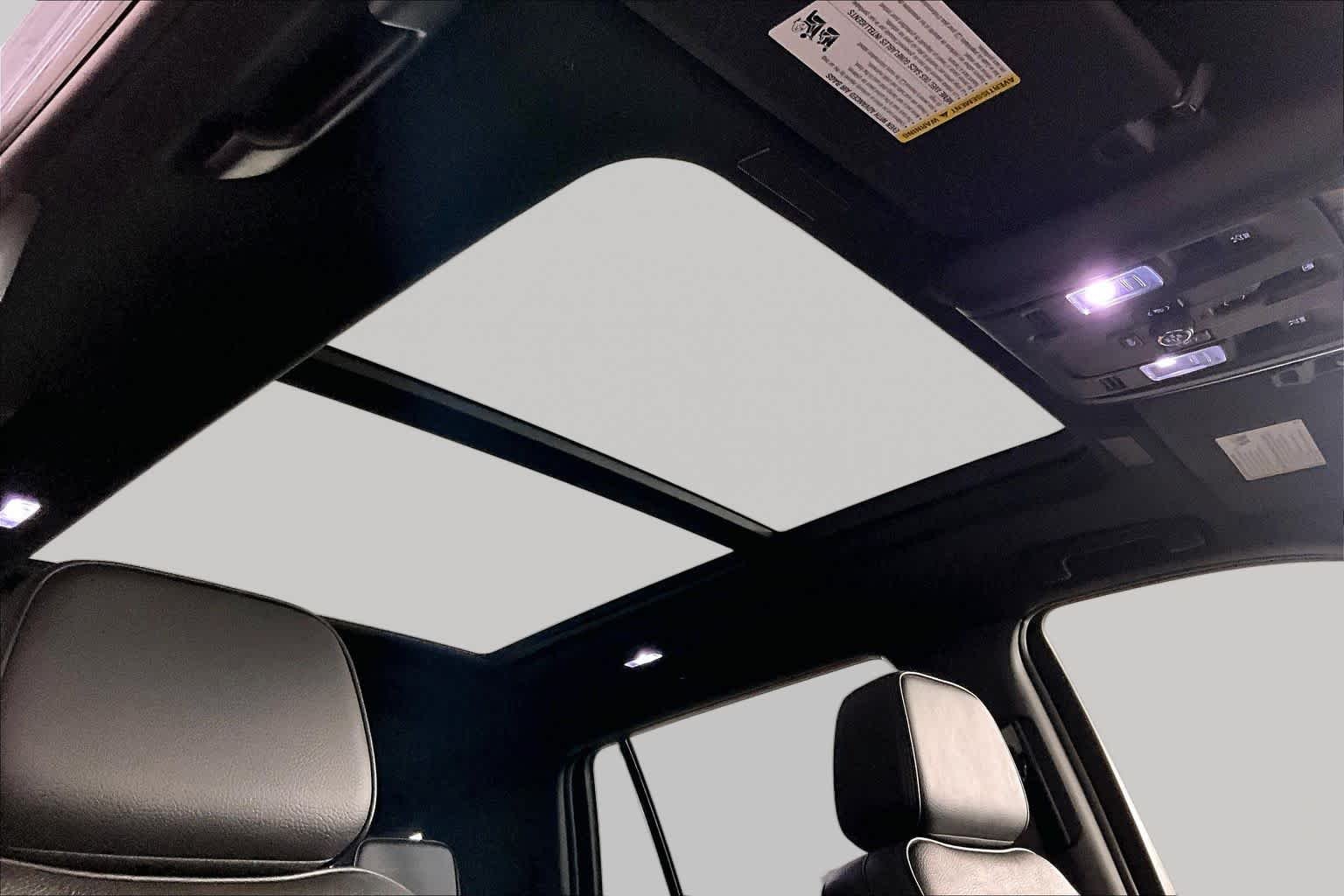 Used 2025 Downpour Metallic GMC Denali image 13