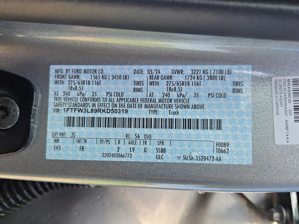 Used 2024 Silver Ford XLT image 33