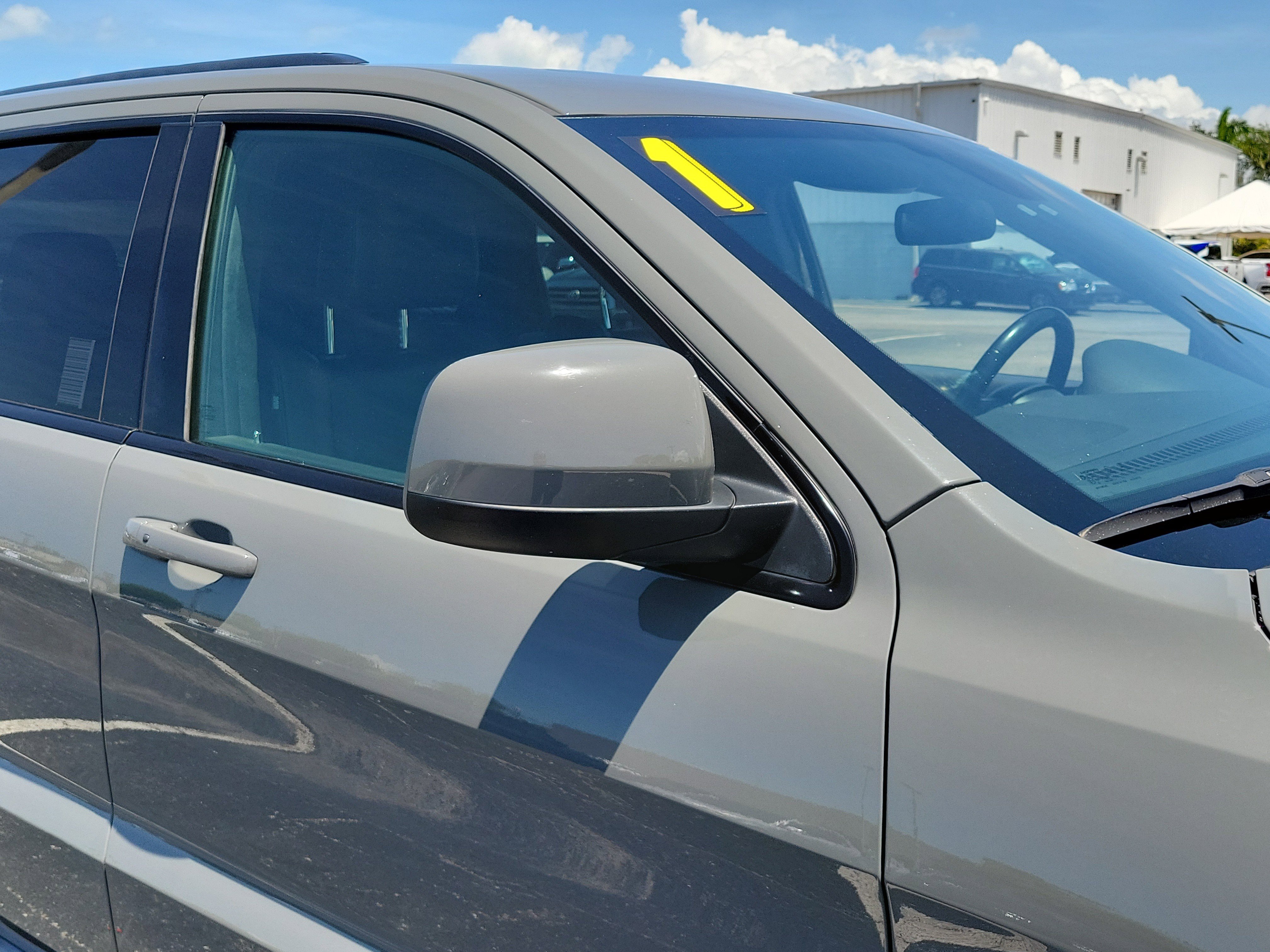 Used 2021 Sting-Gray Clearcoat Jeep Laredo X image 8