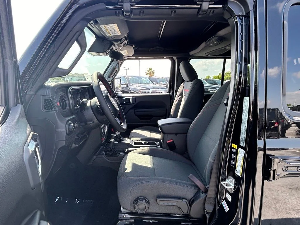 Used 2024 Black Jeep Rubicon image 9