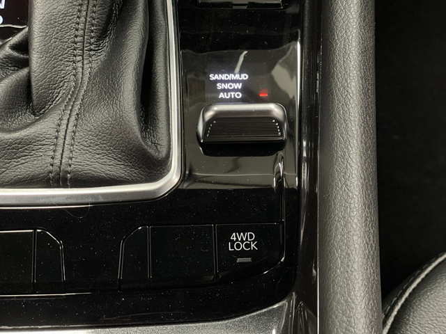 2025 Jeep Compass Latitude - Photo 23