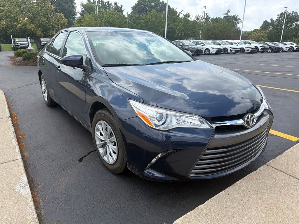 Used 2015 Blue Toyota LE image 9