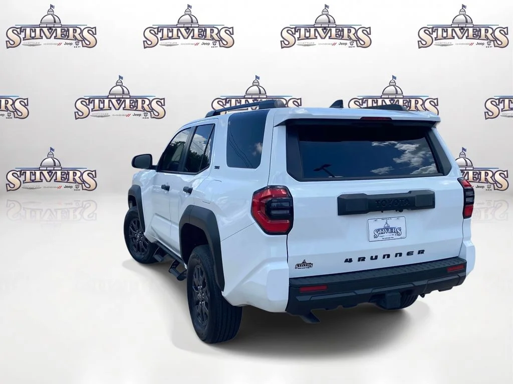 Used 2025 White Toyota SR5 image 6