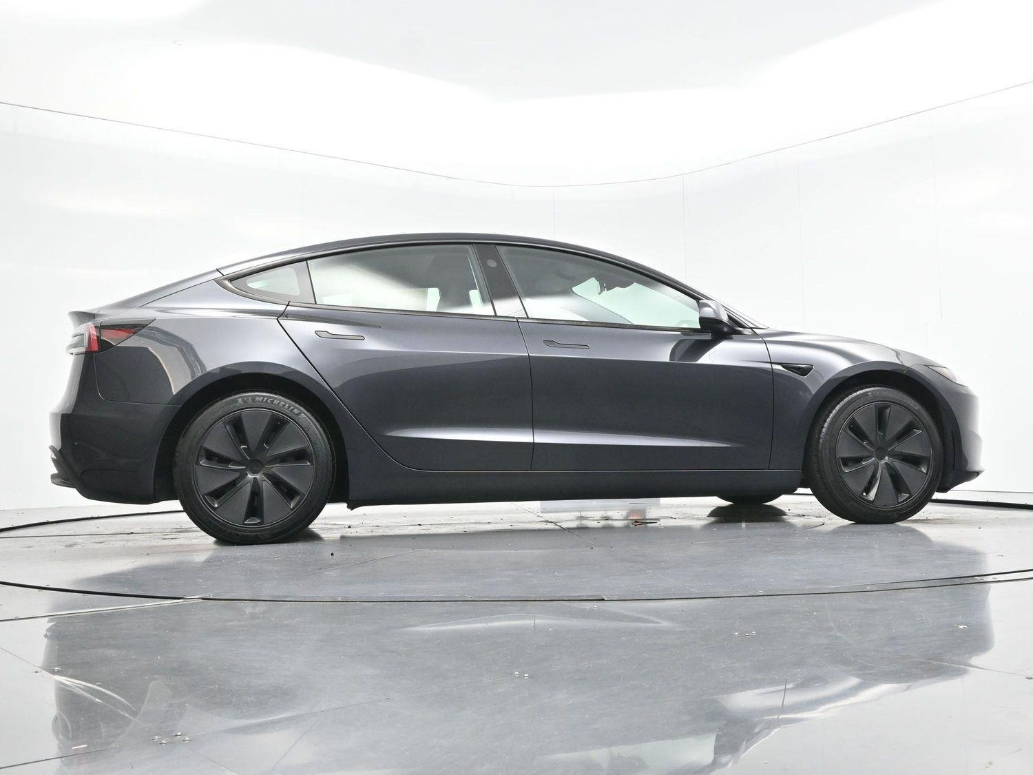 Used 2025 Black Tesla Long Range image 49