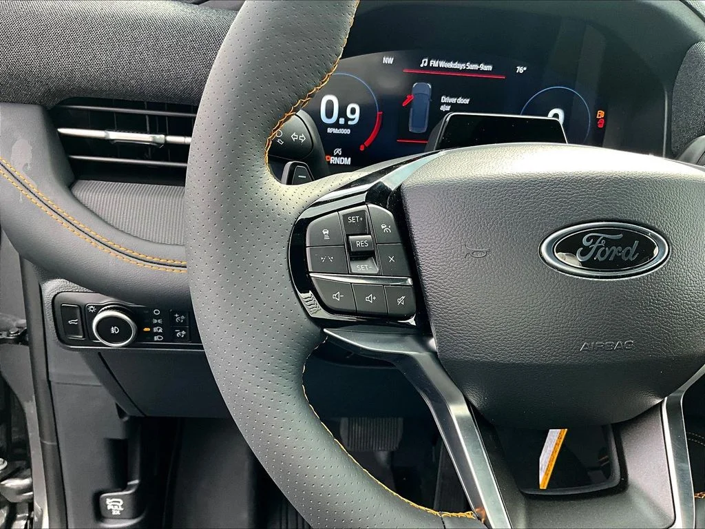 New 2026 Carbonized Gray Metallic Ford Tremor® image 17
