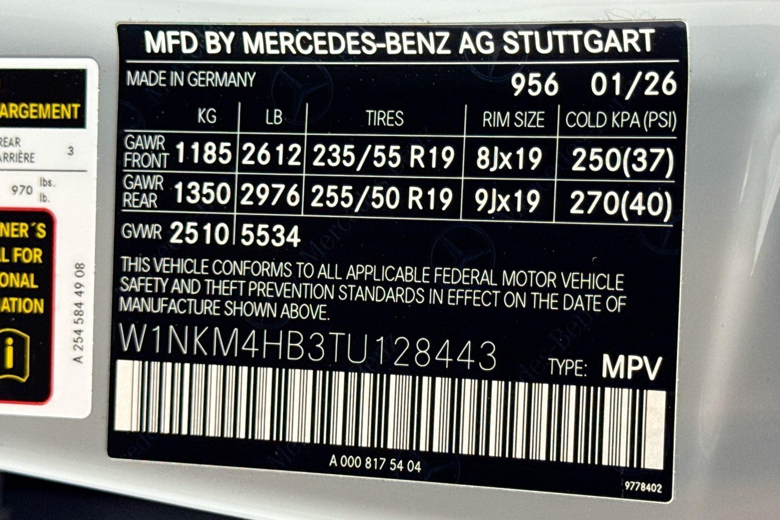 New 2026 MANUFAKTUR Alpine Grey Mercedes-Benz GLC 300 image 29