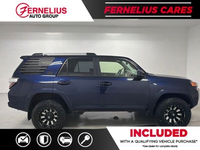 Used 2021 Blue Toyota SR5 image 9