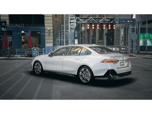 New 2027 Brooklyn Grey Metallic BMW 530i xDrive image 2
