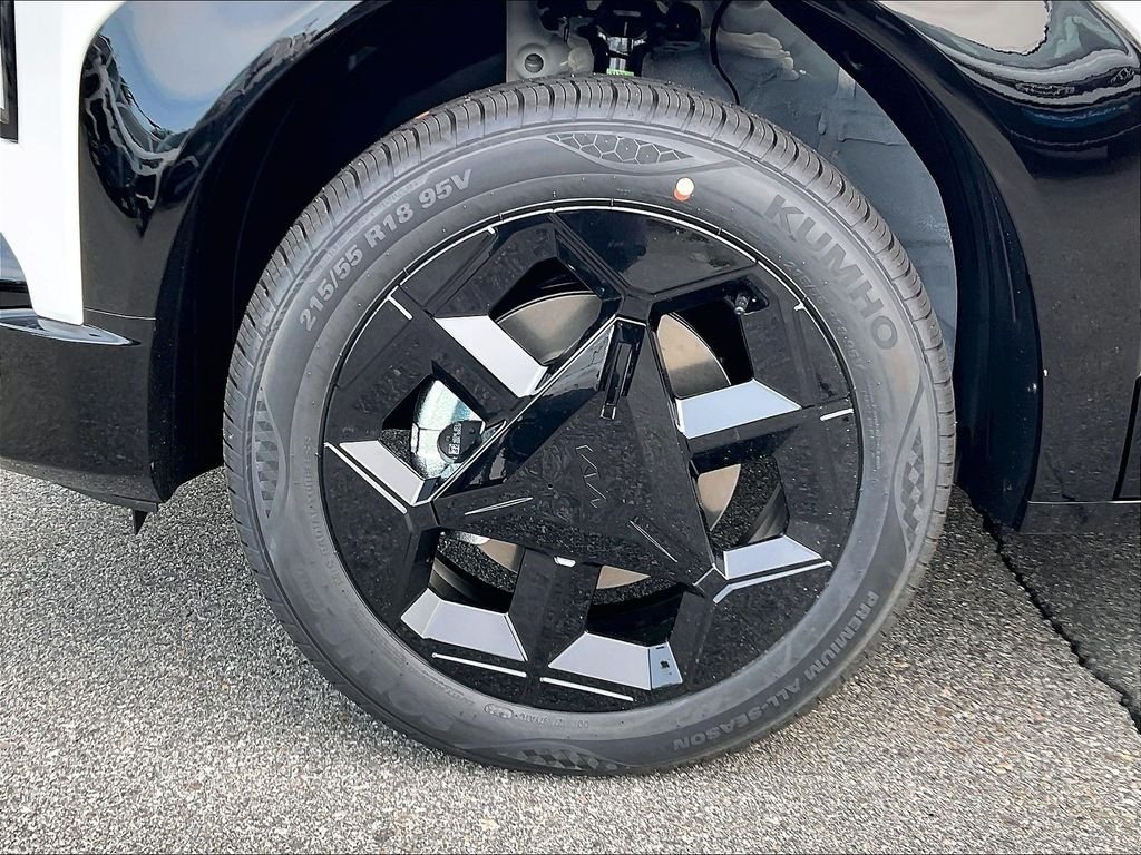 New 2027 Snow White Pearl Kia X-Line image 8