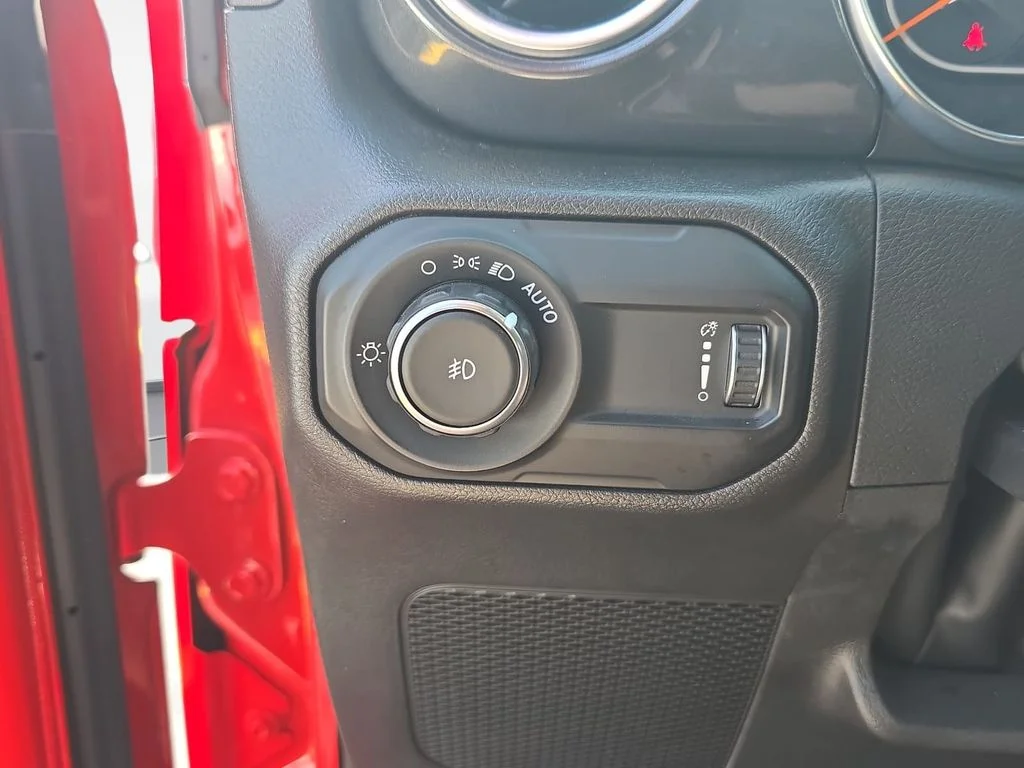 Used 2023 Red Jeep Rubicon 392 image 24