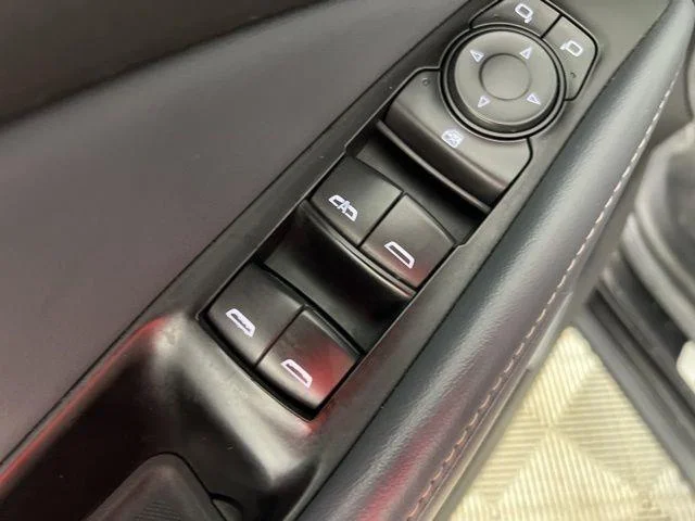Used 2024 Ebony Twilight Metallic Buick Essence image 15