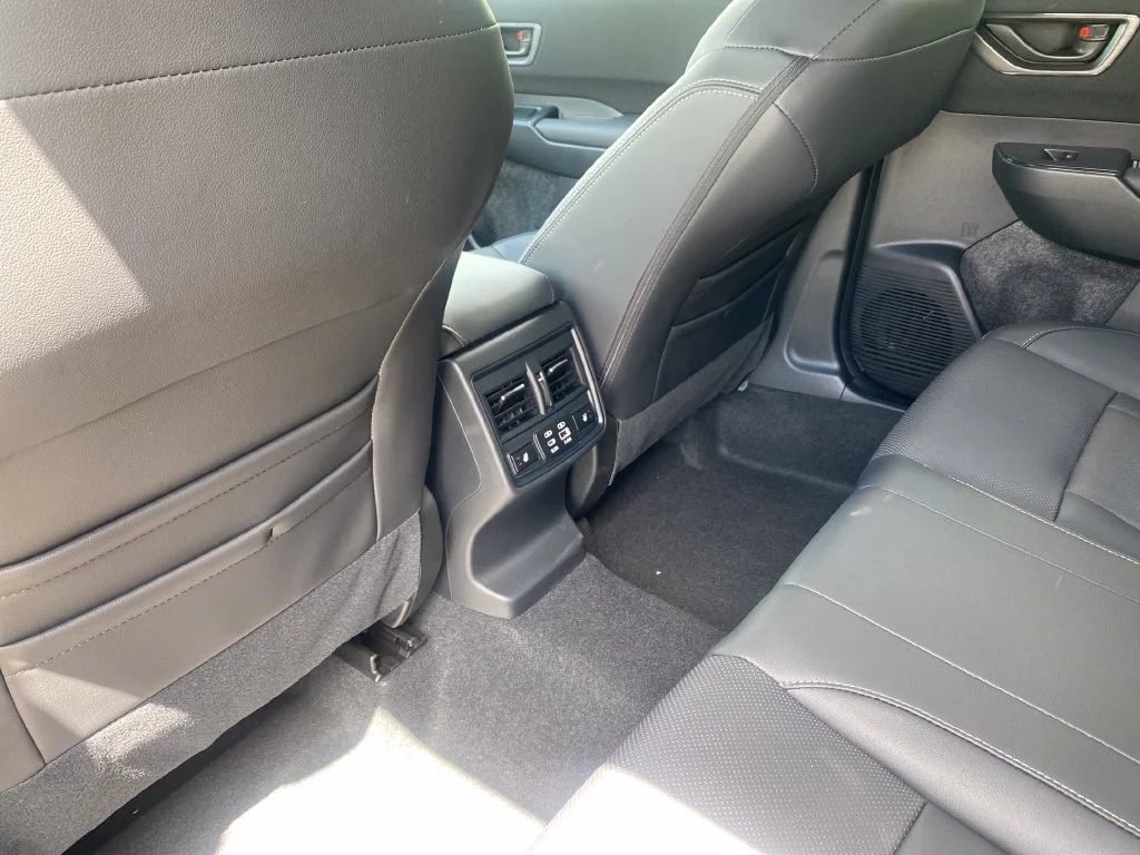 2026 Subaru Outback Limited - Photo 13